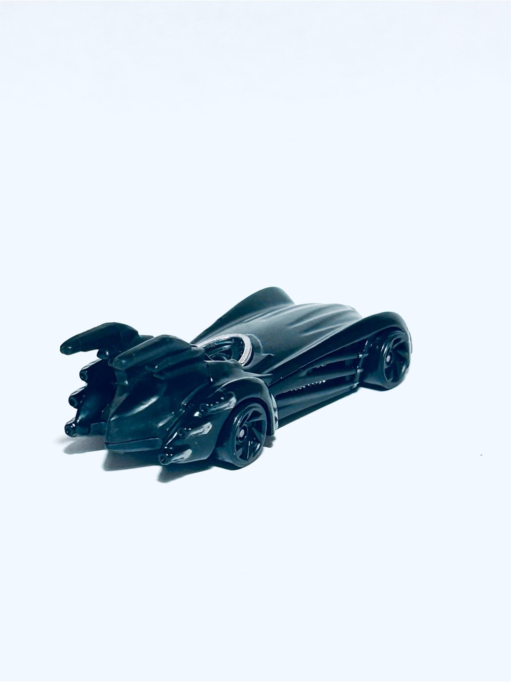 2023 Mattel Hot Wheels Batman & Robin Batmobile - Picture 4 of 10